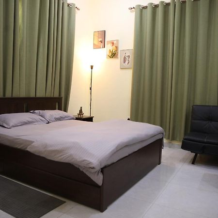 Luxury Private Studio Apartment Close To Airport Abu Dhabi Buitenkant foto