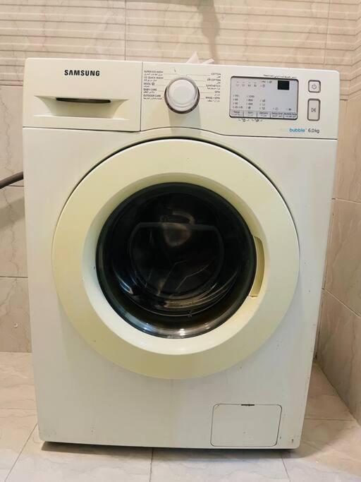 Luxury Private Studio Apartment Close To Airport Abu Dhabi Buitenkant foto