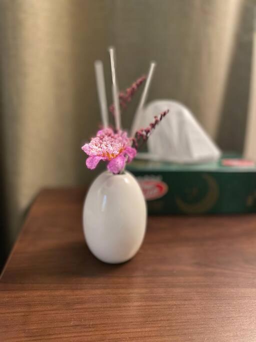 Luxury Private Studio Apartment Close To Airport Abu Dhabi Buitenkant foto