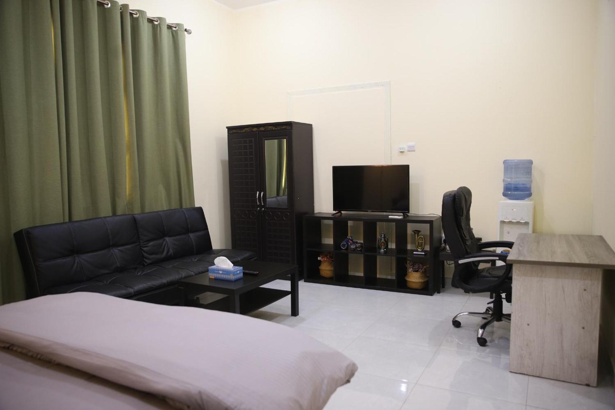 Luxury Private Studio Apartment Close To Airport Abu Dhabi Buitenkant foto